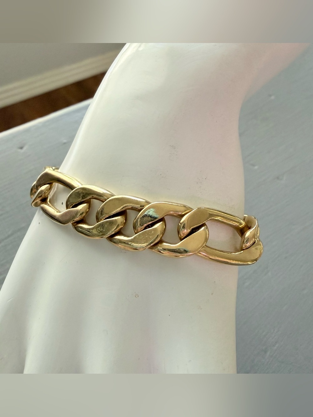 Miranda Frye Classic Gold Link Bracelet